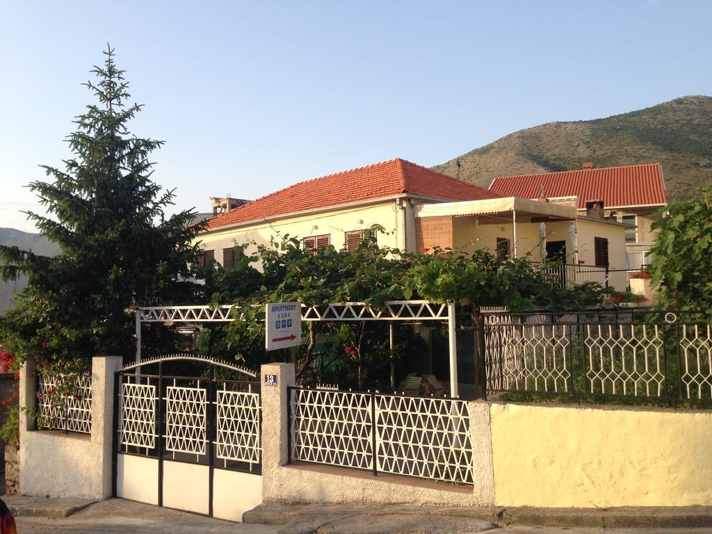 Epidaurum Apartments 察夫塔特 客房 照片